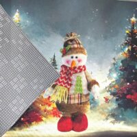 passatoia-pupazzo-neve-noel-antisfilo-gommata-made-in-italy-antiscivolo-metraggio-tappeto-cucina-natalizio-natale-albero-natale-neve-dettaglio