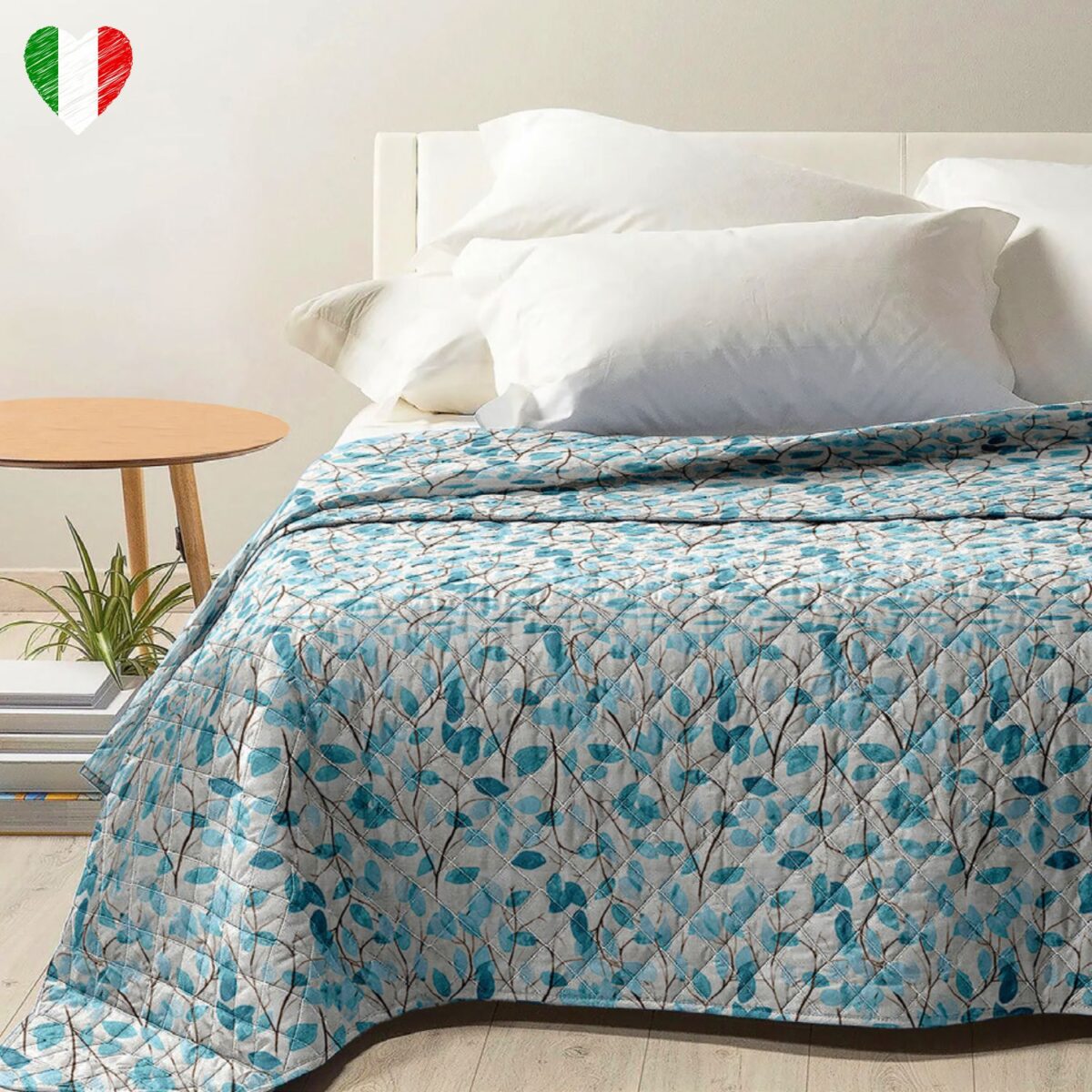 copriletto-bea-foliage-azzurro-primaverile-estivo-microfibra-100-grammi-made-in-italy