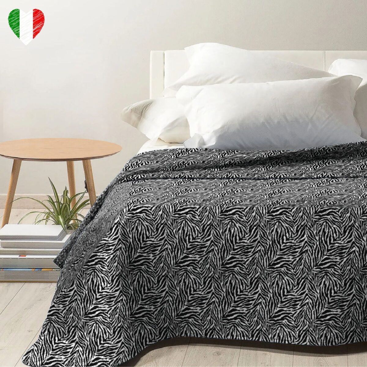 copriletto-bea-leopardato-zebra-animalier-zebrato-nero-bianco-primaverile-estivo-microfibra-100-grammi-made-in-italy