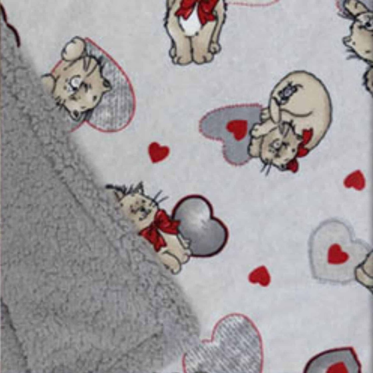 mici-amici-coperta-sherpa-plaid-singola-matrimoniale.fantasia-gattini-cuori-micetti-stampata-dettaglio