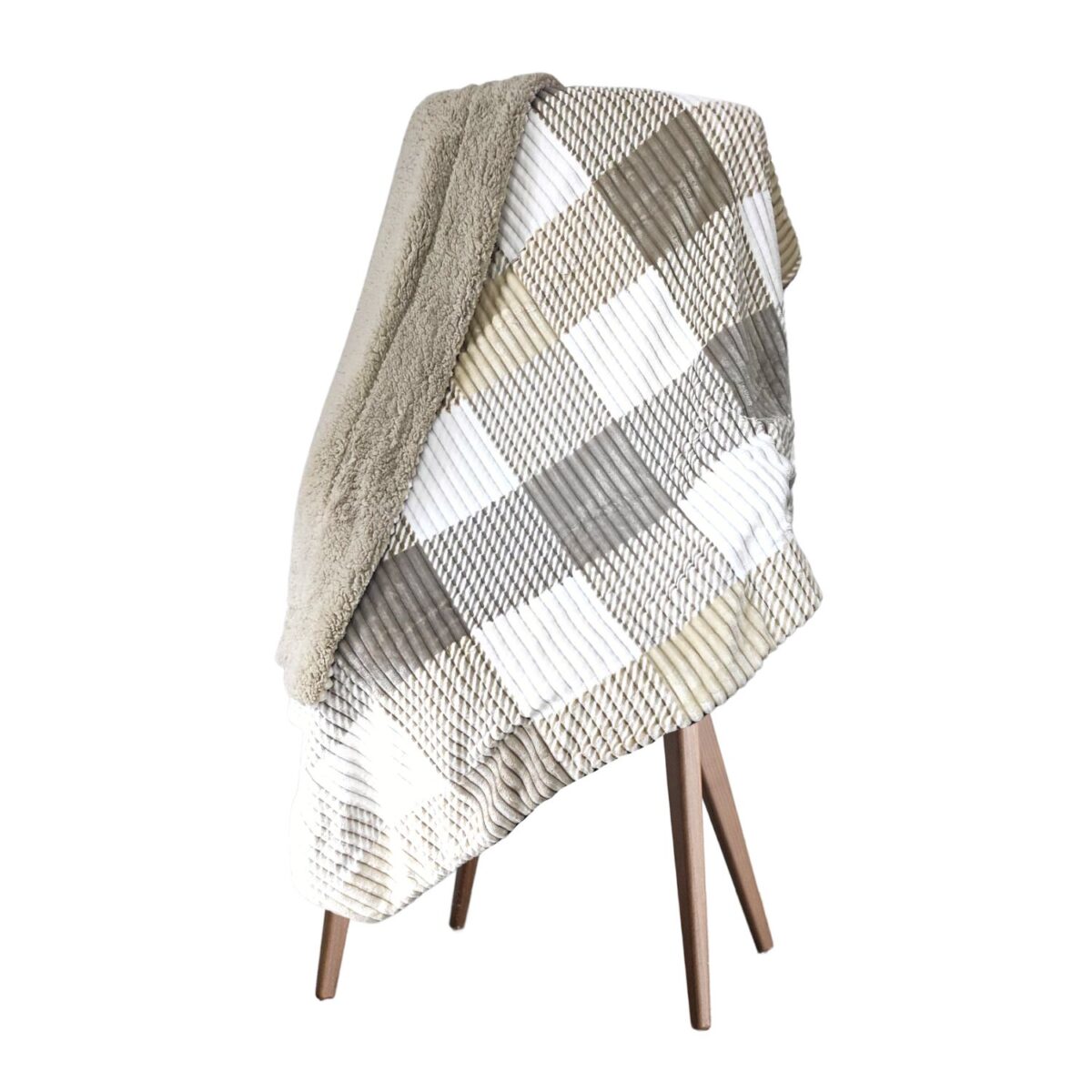 coperta-traverso-beige-quadrettoni-calda-morbida.invernale-con-sherpa-aperta
