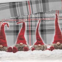 copripiumino-balmy-novia-stampa-digitale-alta-definizione-puro-cotone-matrimoniale-invernale-neve-gnomi-elfi-scozzese-dettaglio1